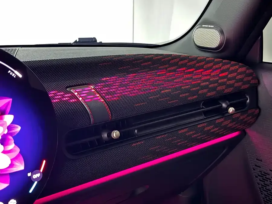 MINI JCW MINI JCW 2025 JOHN COOPER WORKS 2025 — миниатюра 5
