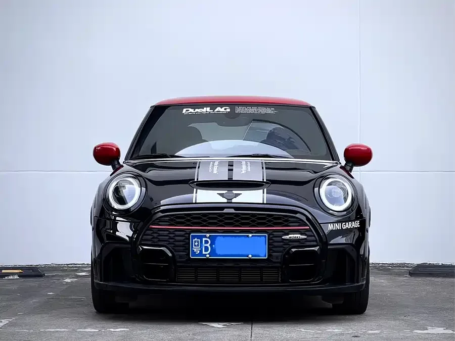 MINI JCW MINI JCW 2023 2.0T JOHN COOPER WORKS ALL-IN 2023 — фото 1, купить с доставкой в Москву