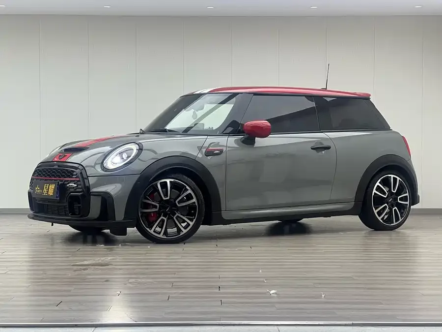 MINI JCW 2022