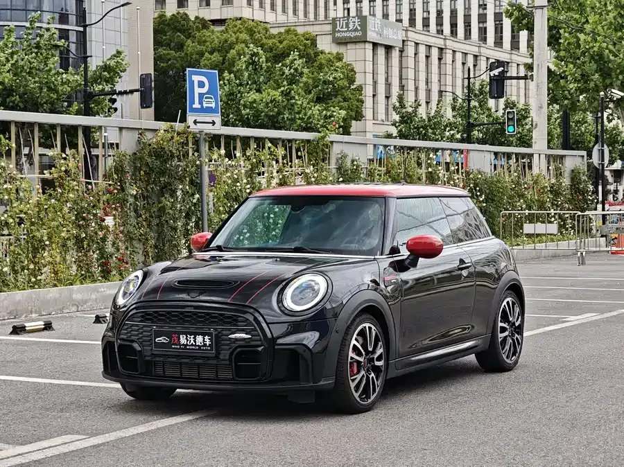 MINI JCW 2022