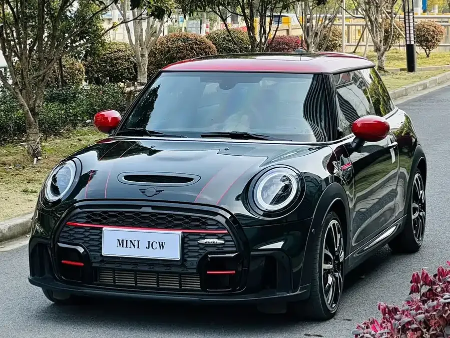 MINI JCW 2022
