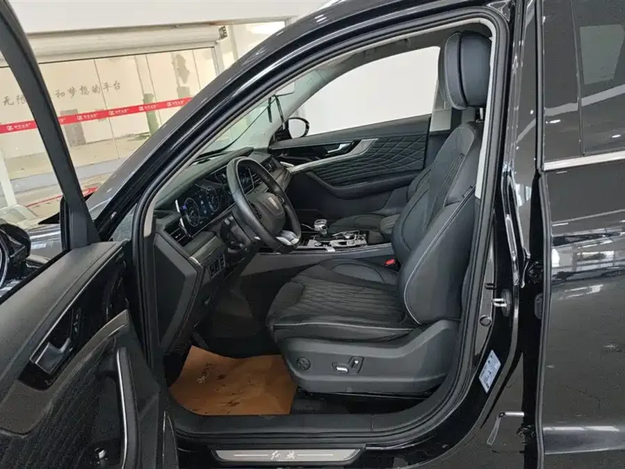 Hongqi HS5 Hongqi HS5 2022 facelift 2.0T Zhilian Qixiang Edition 2022 — миниатюра 3