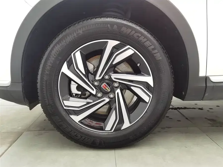 Hongqi HS5 Hongqi HS5 2022 facelift 2.0T Zhilian Qixiang Edition 2022 — миниатюра 5