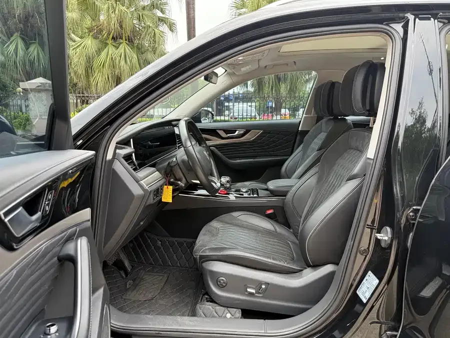 Hongqi HS5 Hongqi HS5 2022 facelift 2.0T Zhilian Qixiang Edition 2022 — миниатюра 4