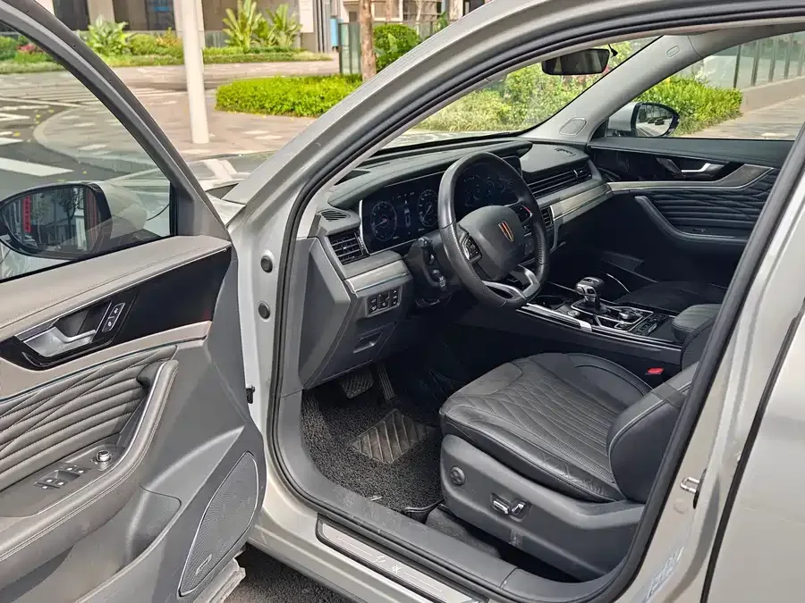 Hongqi HS5 Hongqi HS5 2022 facelift 2.0T Zhilian Qixiang four-wheel drive version 2022 — миниатюра 5