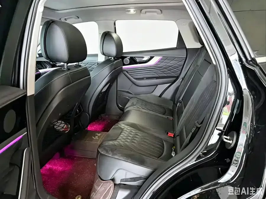 Hongqi HS5 Hongqi HS5 2022 2.0T Zhilian Qixiang 4WD Tesco Edition 2022 — миниатюра 4