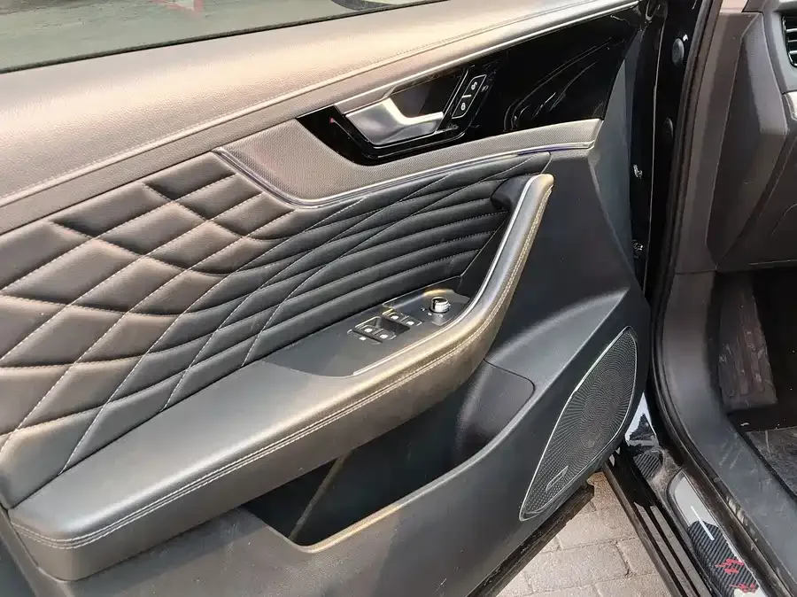 Hongqi HS5 Hongqi HS5 2022 2.0T Zhilian Qixiang 4WD Edition 2022 — миниатюра 3