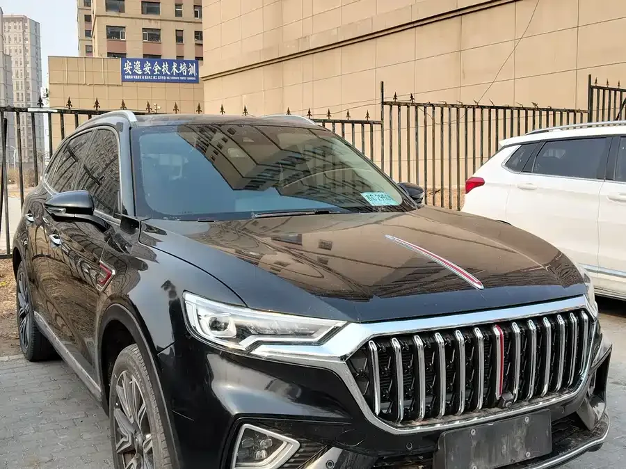 Hongqi HS5 2022