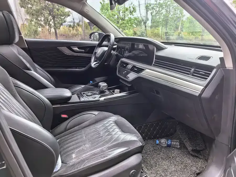 Hongqi HS5 Hongqi HS5 2022 facelift 2.0T Zhilian Qixiang four-wheel drive version 2023 — миниатюра 4
