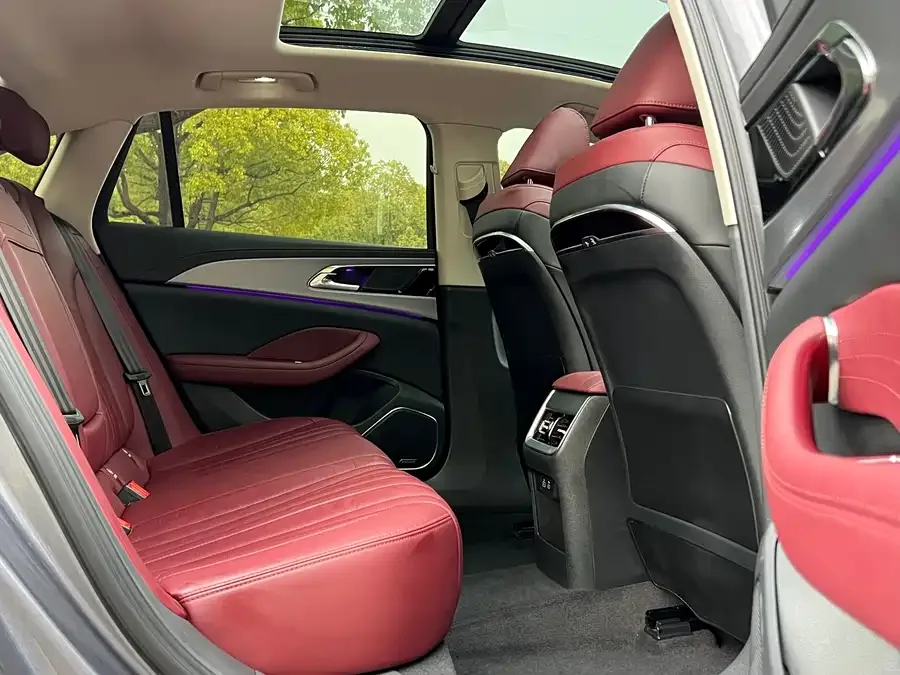 Hongqi H5 Hongqi H5 2023 2.0T Automatic Intelligent Connection Flagship Chang Edition 2023 — миниатюра 4