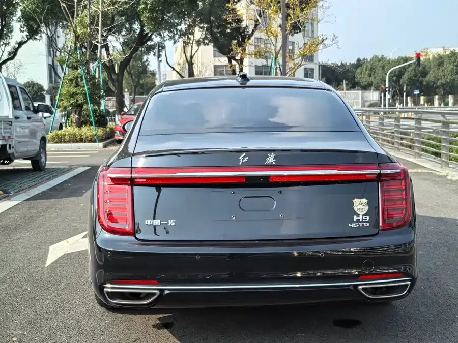Hongqi H9 Hongqi H9 2022 2.0T Zhilian Qiyue Edition 2022 — миниатюра 4