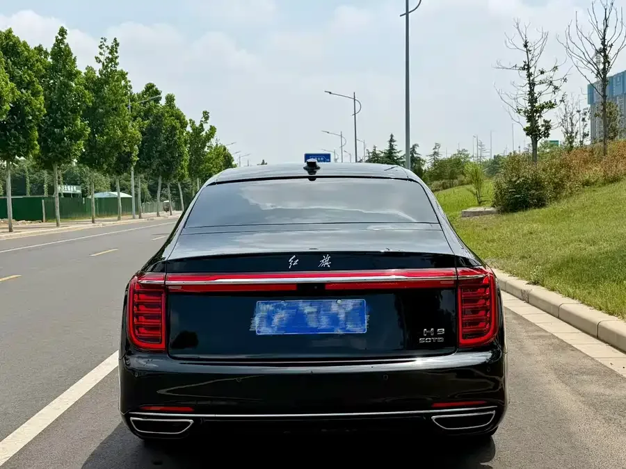 Hongqi H9 Hongqi H9 2022 2.0T Zhilian Qiyue Edition 2022 — миниатюра 5