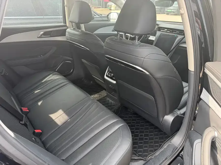 Hongqi H5 Hongqi H5 2025 1.5T DCT Qiyue Edition 2024 — миниатюра 4