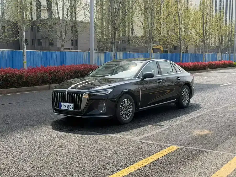 Hongqi H5 2025