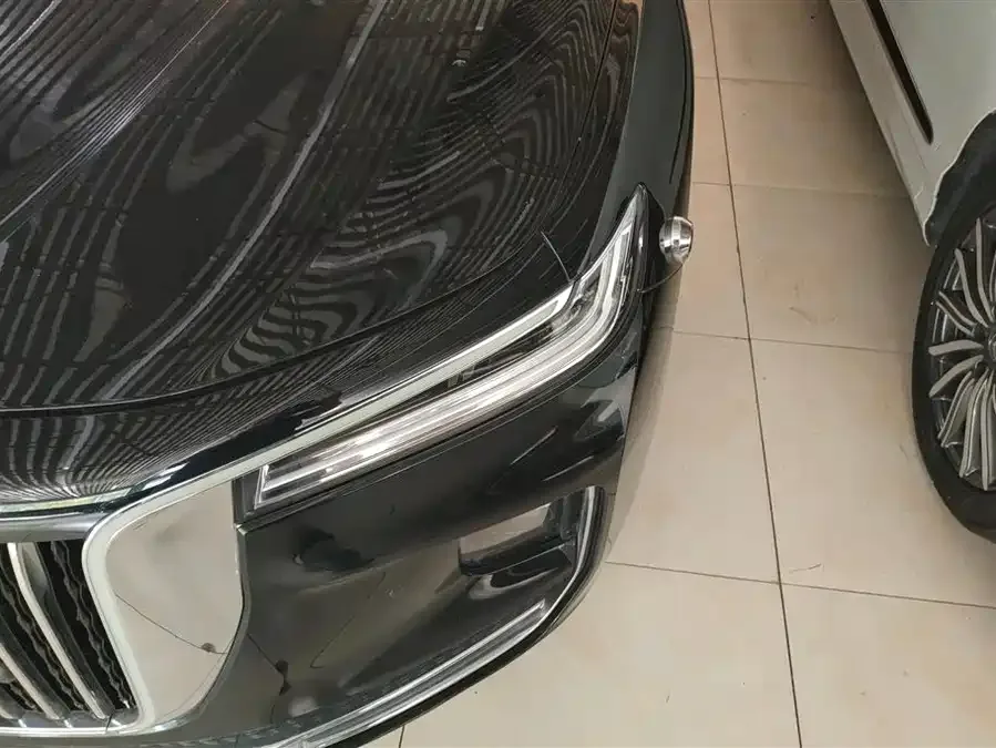Hongqi H9 Hongqi H9 2022 2.0T Intelligent Connection Flagship Edition 2022 — миниатюра 2