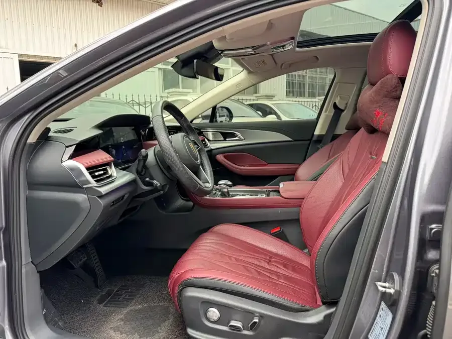 Hongqi H5 Hongqi H5 2023 1.5T HEV Zhilian Flagship Edition 2022 — миниатюра 4