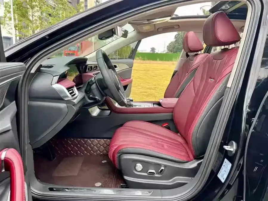 Hongqi H5 Hongqi H5 2024 2.0T Automatic Intelligent Connection Flagship Edition 2023 — миниатюра 2