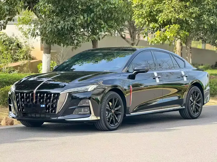 Hongqi H6 Hongqi H6 2023 2.0T Zhiyi Edition 2023 — фото 1, купить с доставкой в Москву
