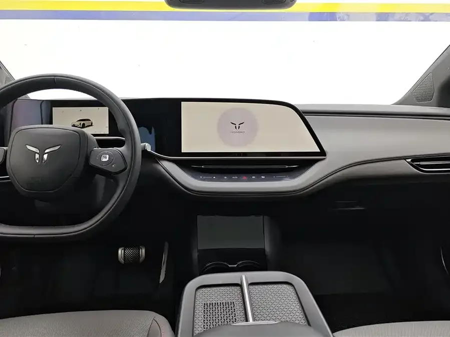 Hongqi EH7 Hongqi EH7 2025 640 4WD Smart Edition 2025 — миниатюра 4
