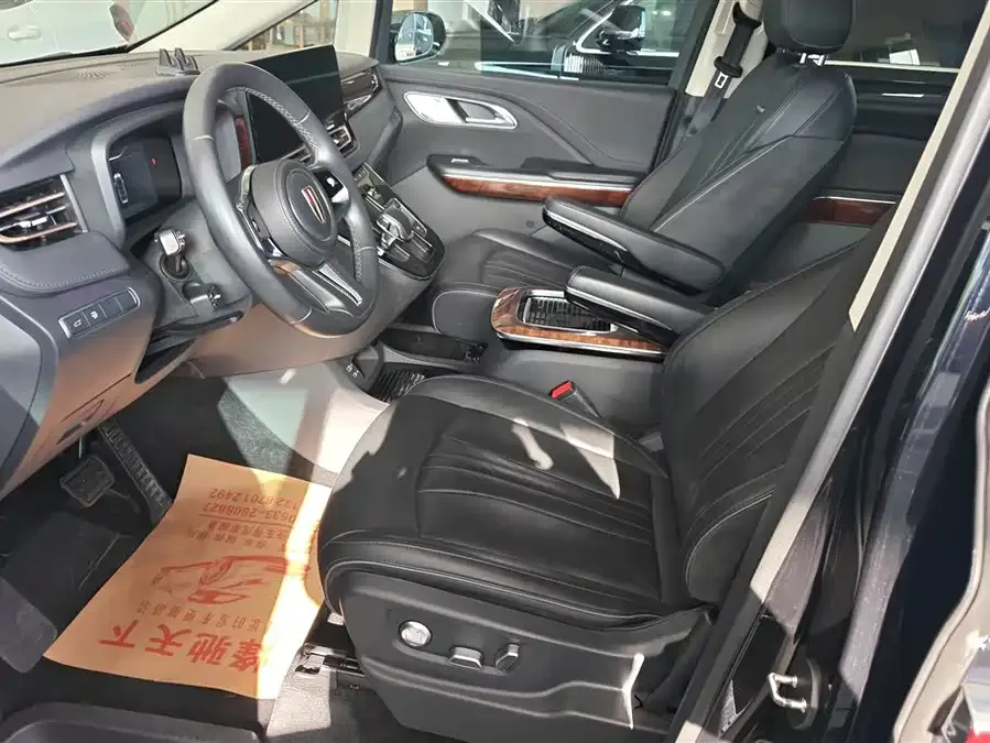 Hongqi HQ9 Hongqi HQ9 2023 2.0T Intelligent Connection Flagship Edition 2023 — миниатюра 3