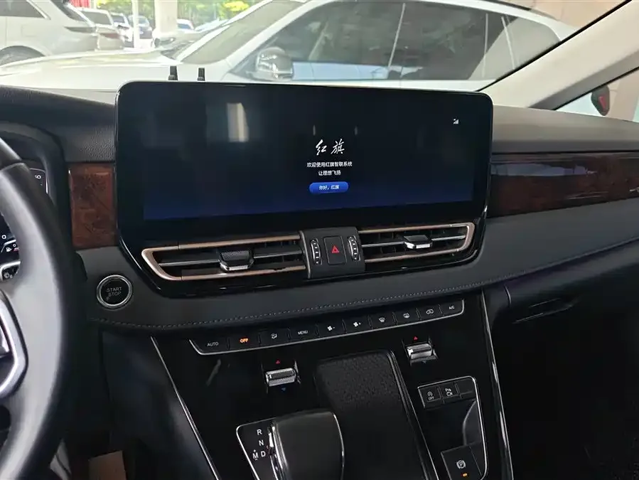 Hongqi HQ9 Hongqi HQ9 2023 2.0T Intelligent Connection Flagship Edition 2023 — миниатюра 4