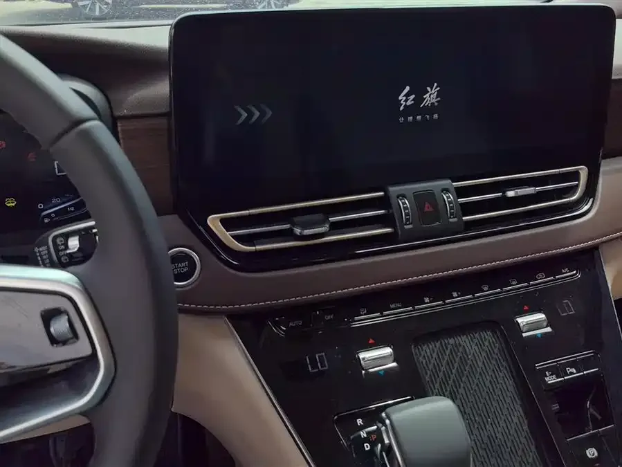 Hongqi HQ9 PHEV Hongqi HQ9 PHEV 2024 2.0T 4WD Business Edition 2026 — миниатюра 4