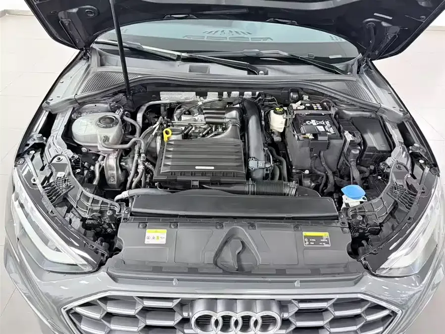 Audi A3 2021 A3L Limousine 35 TFSI aggressive and sporty 2022 — миниатюра 3