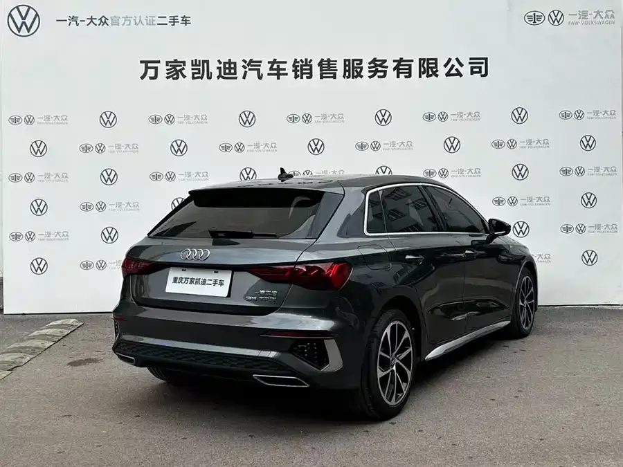 Audi A3 2022 Sportback 35 TFSI Aggressive Sports Edition 2022 — миниатюра 2