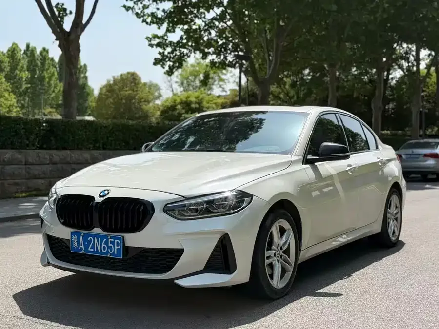 BMW 1 Series 2022