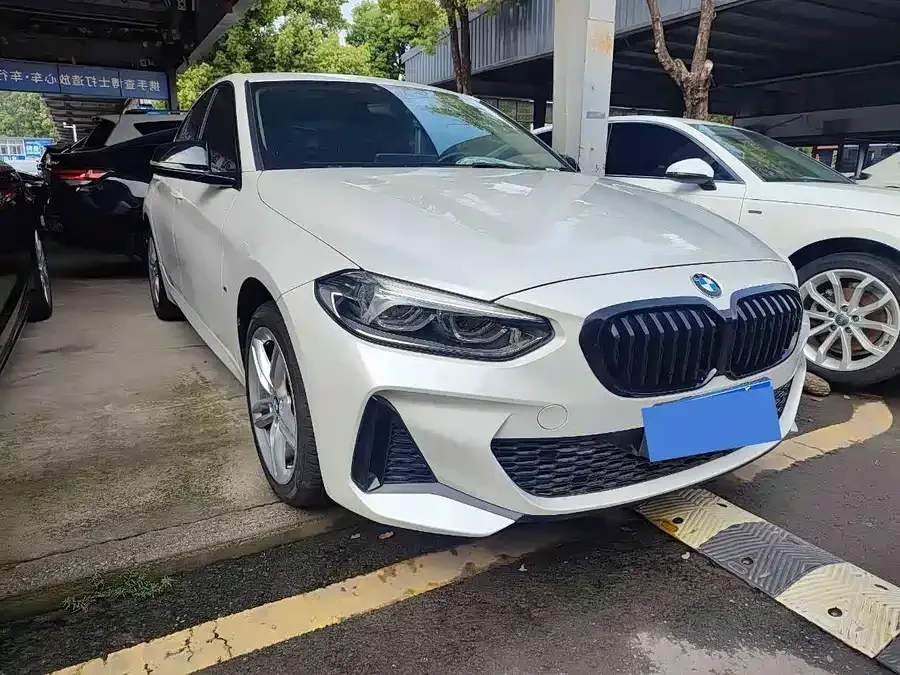 BMW 1 Series 2022