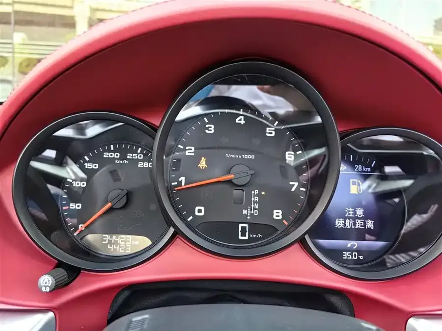 Porsche 718 2022 Boxster 2.0T 2023 — миниатюра 5