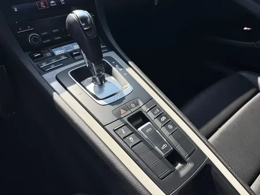 Porsche 718 2022 Spyder 2.0T 2022 — миниатюра 5