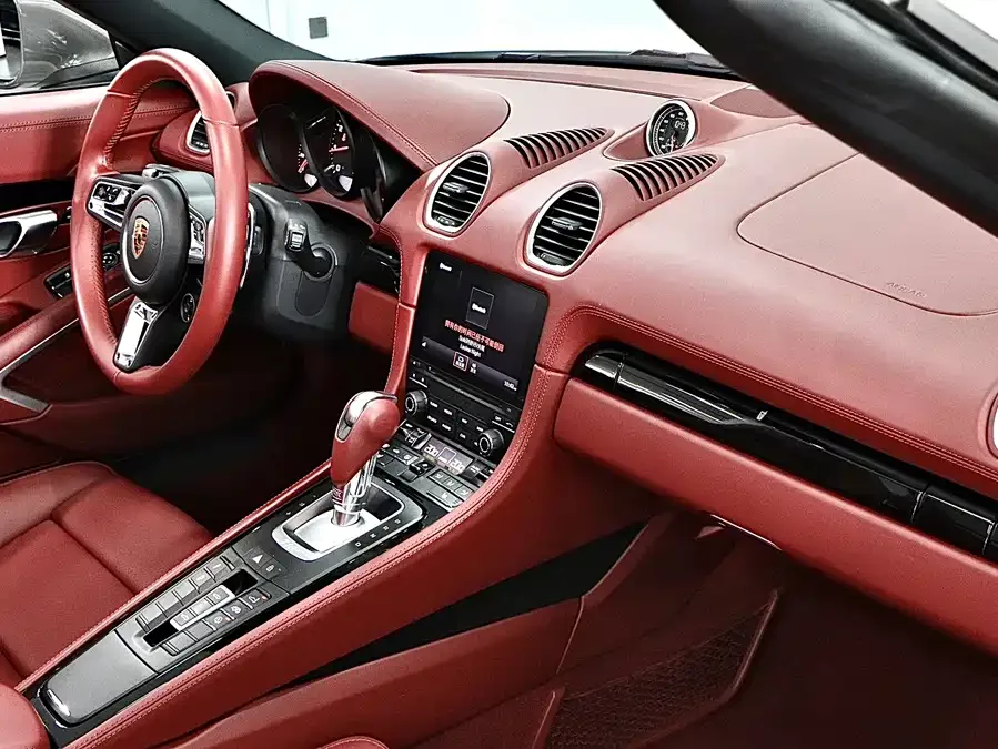 Porsche 718 2022 Boxster T 2.0T 2023 — миниатюра 4