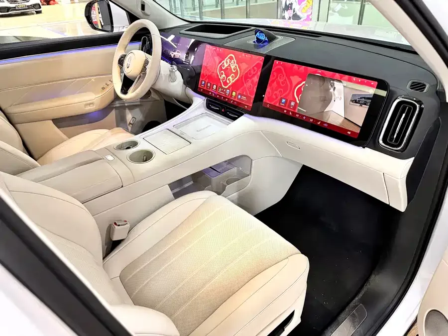 AITO M8 Wenjie M8 2025 Extended Range Max+ Version 53.4kWh 5-Seat Version (192-line LiDAR) 2025 — миниатюра 5