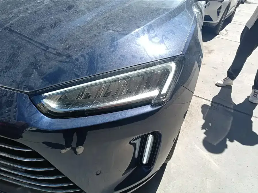 AITO M5 M5 2022 Extended Range 4WD Performance Edition 2022 — миниатюра 2