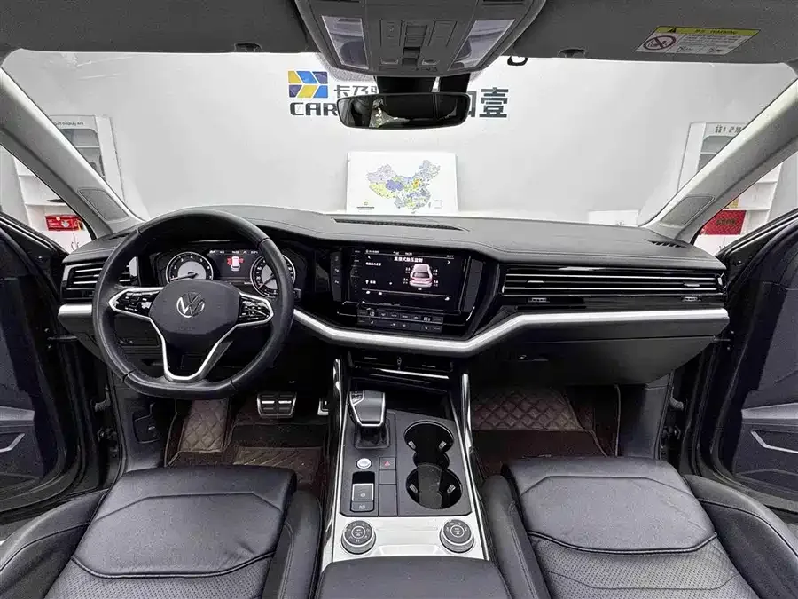Volkswagen Touareg Touareg 2022 2.0TSI Pilot Special Edition 2023 — миниатюра 3