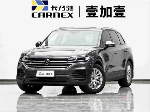 Volkswagen Touareg 2023 купить в Москве
