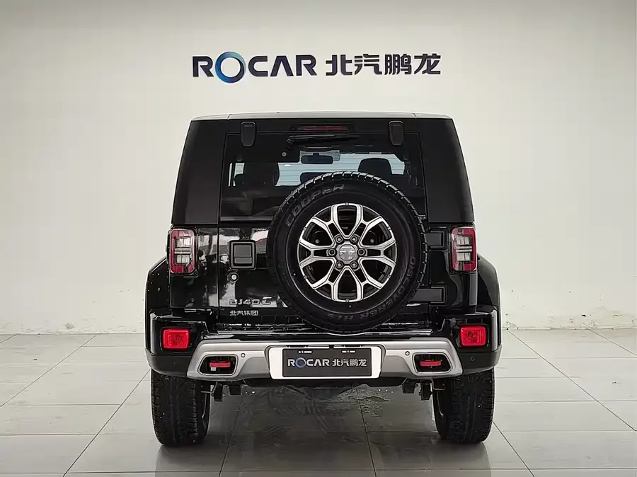 BAIC BJ40 Beijing Off-road BJ40 2024 2.0T City Hunter Glory Edition 2024 — миниатюра 2