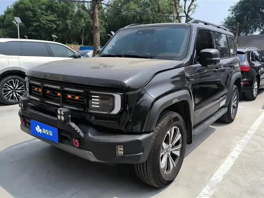 BAIC BJ40 Beijing Off-road BJ40 2024 2.0T New City Hunter Edition Supreme Edition 2024 — фото 1, купить с доставкой в Москву