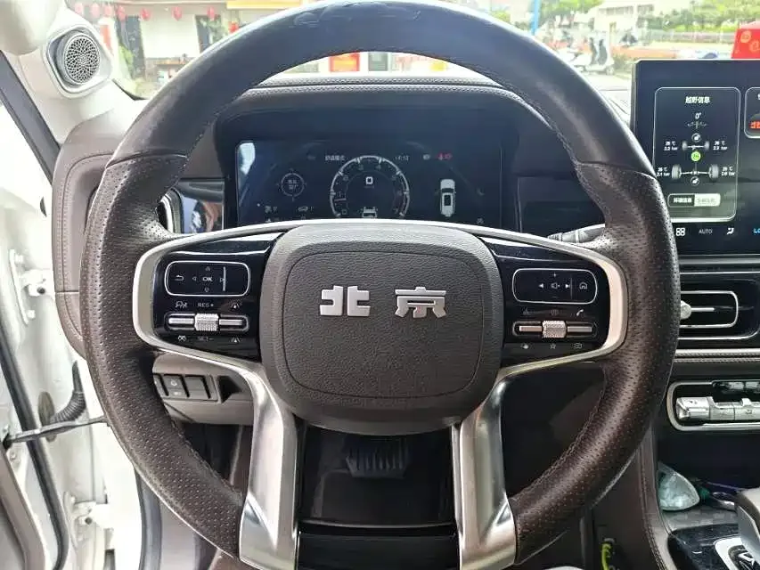 BAIC BJ60 Beijing Off-road BJ60 2022 2.0T 11th Edition Five Seats 2023 — миниатюра 3
