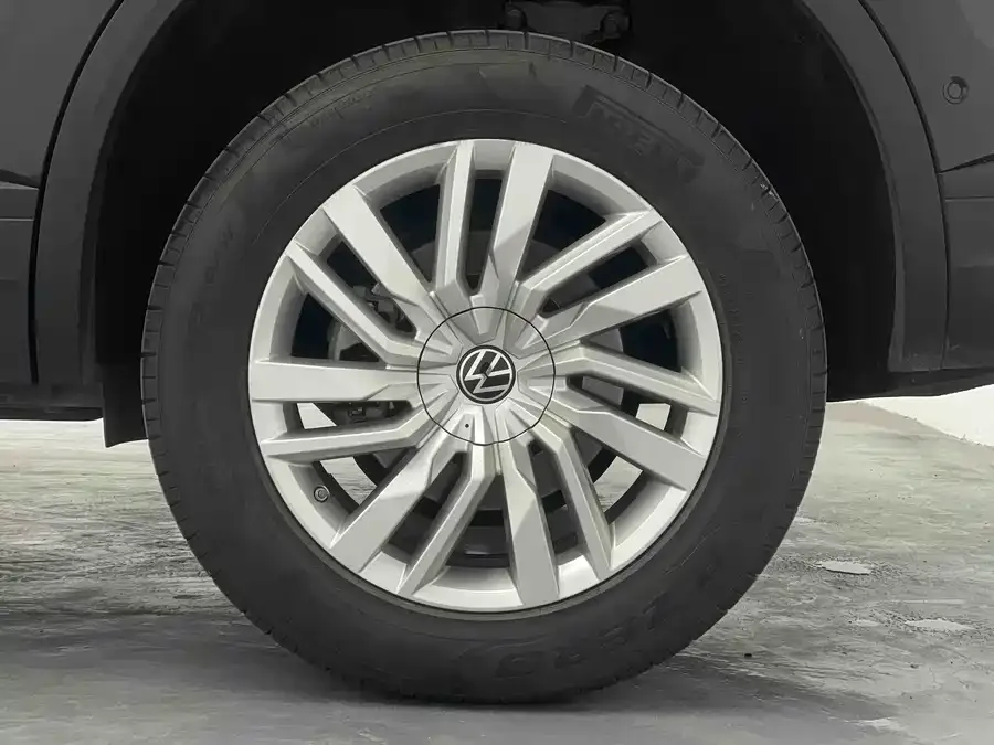 Volkswagen Touareg Touareg 2021 2.0TSI Pilot Special Edition 2023 — миниатюра 3