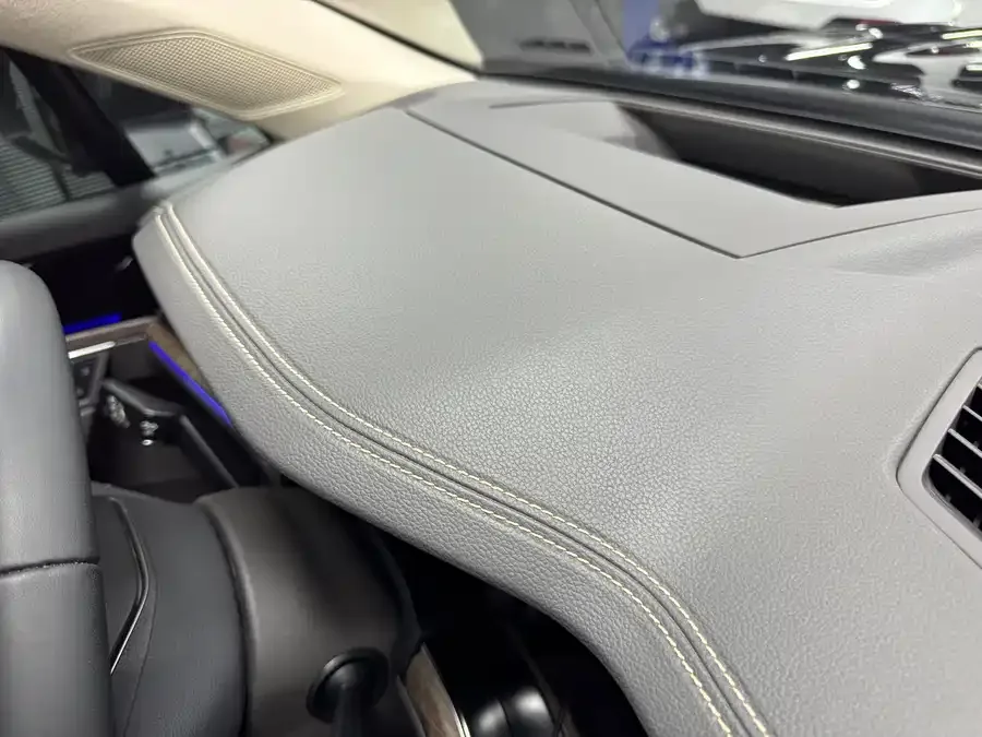 Volkswagen Touareg Touareg 2022 2.0TSI Ruishang Edition 2023 — миниатюра 3