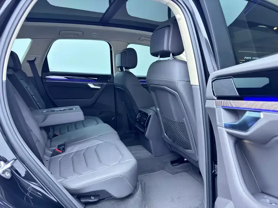 Volkswagen Touareg Touareg 2022 2.0TSI Ruishang Edition 2023 — миниатюра 4