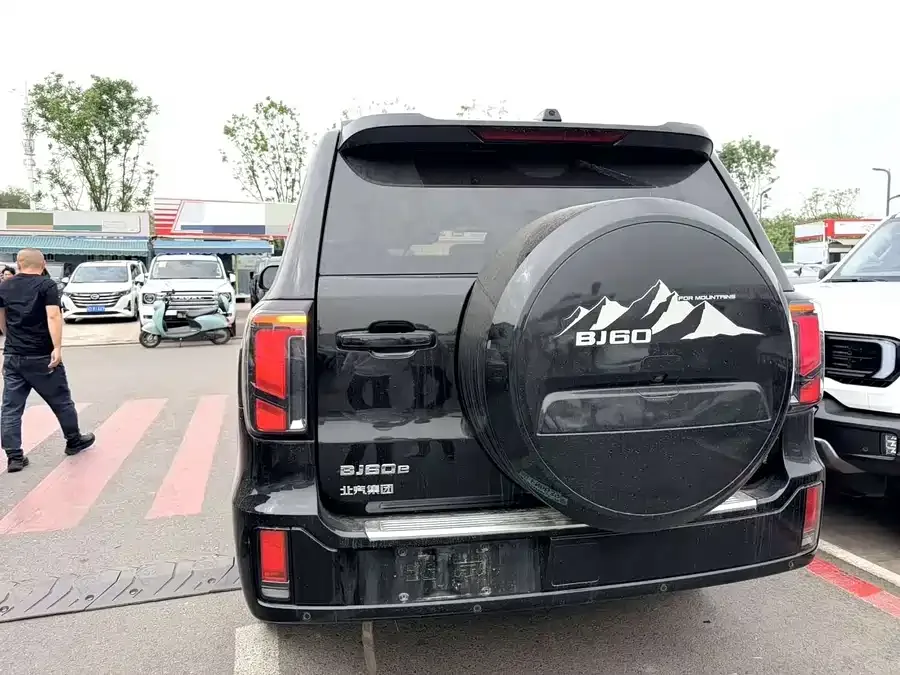BAIC BJ60 Range Extender Beijing BJ60 Extended Range 2024 Model, 5-Seater 2025 — миниатюра 5