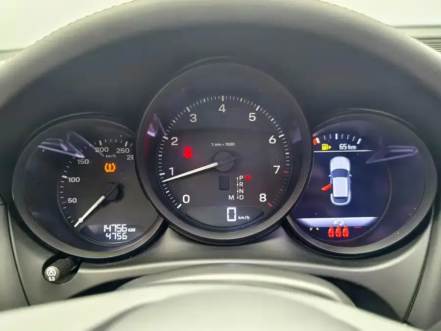 Porsche Macan Macan 2024 Macan 2.0T 2025 — миниатюра 5