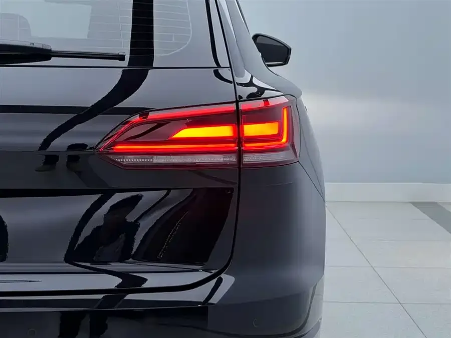 Volkswagen Touareg Touareg 2022 2.0TSI Ruishang Edition 2023 — миниатюра 3