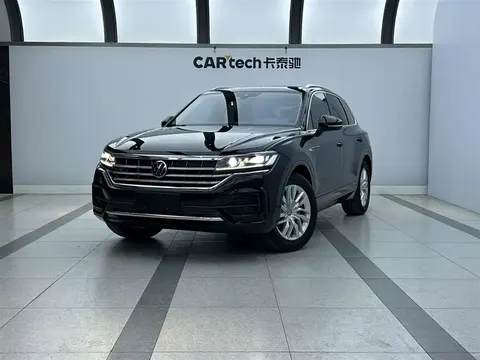 Volkswagen Touareg 2023 купить в Москве
