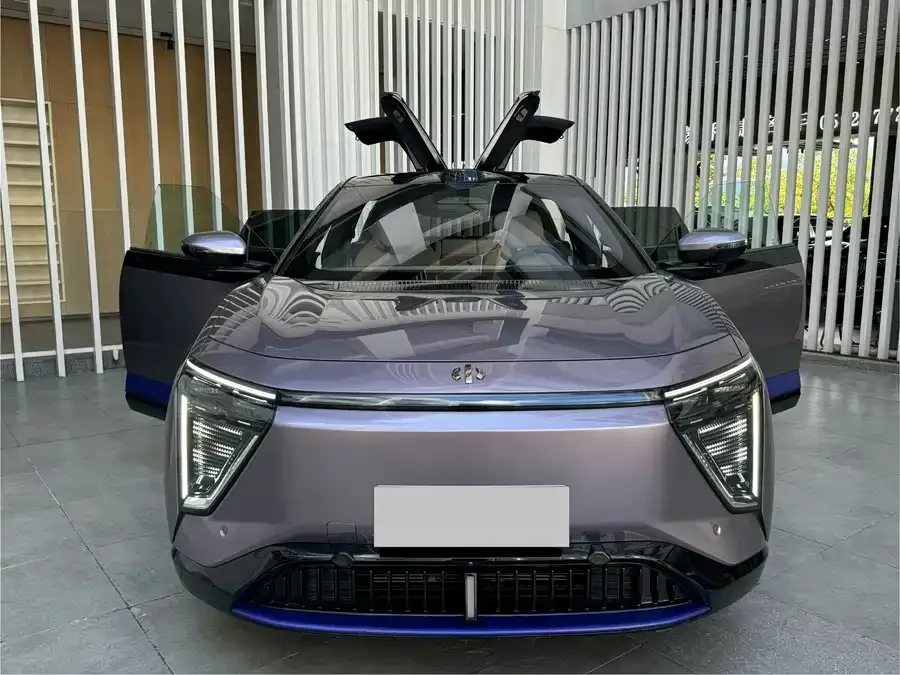 HiPhi Y Gaohe HiPhi Y 2023 765km flagship version 2023 — миниатюра 5