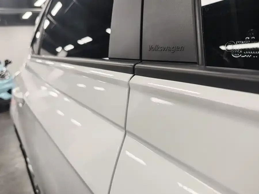 Volkswagen Polo Polo 2023 facelift Plus 1.5L Automatic Indulgence Edition 2024 — миниатюра 4