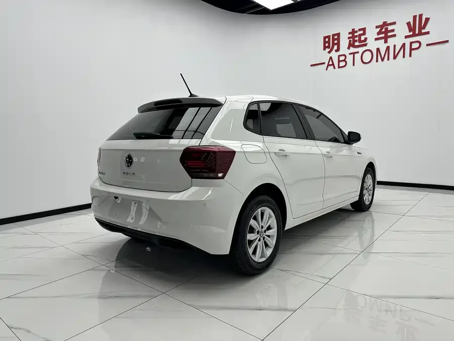 Volkswagen Polo Polo 2021 Plus 1.5L Automatic Colorful Technology Edition 2022 — миниатюра 3